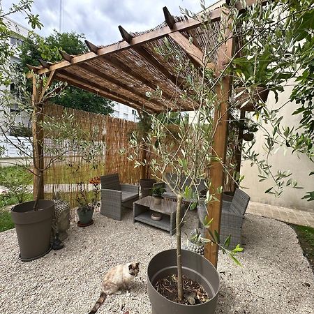 La Cabane Du Figuier A 랑부예 외부 사진